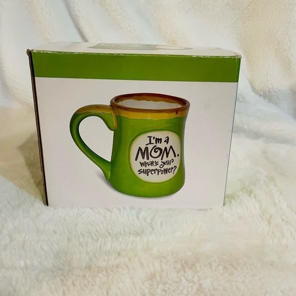 NWT Burton & Burton mug I’m a mom what’s your superpower? Color black and green - Picture 2 of 5